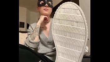 Be good then you can smell ↔️•full video only on #feet #fetish #socksfetish #sme