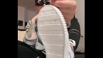 Be good then you can smell ↔️•full video only on #feet #fetish #socksfetish #sme