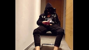 Horny wank sneaker Horny wank sneaker