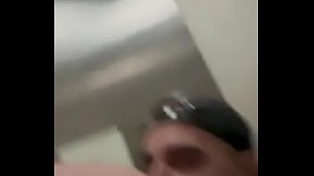 Comida de culo en el wc público en plena calle y la puerta se abre para los curiosos charlyfilmxxx xiscofre