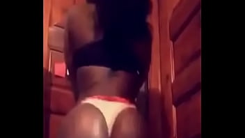 Instagram hoes ass clapping 3