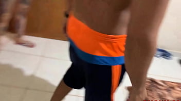 Fiz massagem na minha prima e sarrei nela ate ela ficar com tesão e transar comigo completo em xvideos red