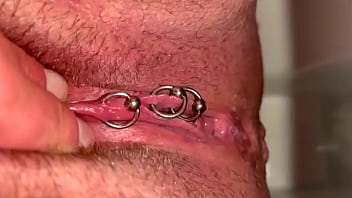 My first time haired pussy pee and moving clit and asshole