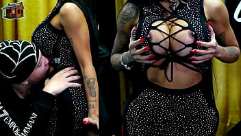 Ruan beija bem gostoso a cintura da bibi griffo ela gostou e mostrou os biquinhos do peito dela podcast pápum no barraco