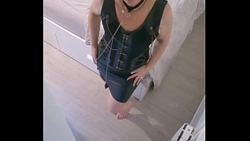 Vient me baiser mon gros cul de petite salope ou le contraire