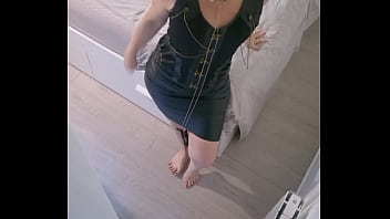 Vient me baiser mon gros cul de petite salope ou le contraire