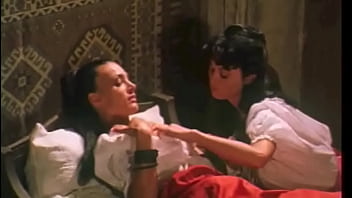 The lesbian orgasm of the beautiful carmen