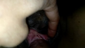 เย็ดหีสาวนักเรียนจนแตดฉีกหีแฉะเพราะน้ำเงี่ยนของฉัน