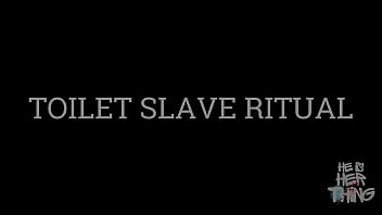 Toilet slave ritual – licking mistress clean