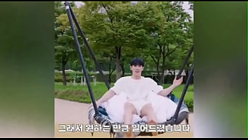 The way this man & his feet turn me on wonho