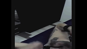 Hart gefickt angespuckt und geohrfegt