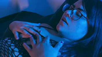 Can i call you daddy while she licks my toes