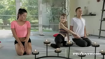 Eveline dellai and belle claire pass from yoga to an anal threeway