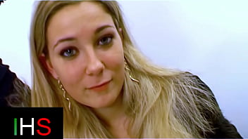 Beautiful curvy girl fuck anal