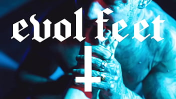 Put your feet on my meat while i lick your soles