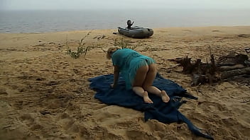 Anal fucking big ass on island