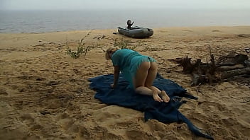 Anal fucking big ass on island