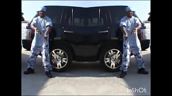 Sing theme of brian pumper and keisha butts