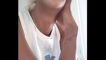 Extrait public épisode 16 saisons 6 défi avec le plombier