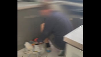 Extrait public épisode 16 saisons 6 défi avec le plombier