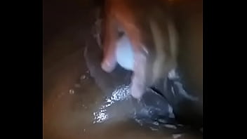 Minha namorada tomando banho