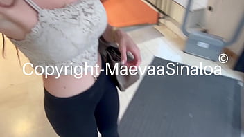 Nouvelle vidéo min offerte pour tous mes fans je me gode la chatte