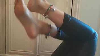 Milf loves her stinky soles