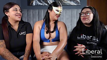 3 vergas para ella sola por primera vez