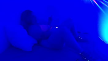 Dessa vez pediu uma cena com 99% anal e só 1% na bucetinha