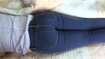 I love showing off my ass with my jeans on and my jeans down
