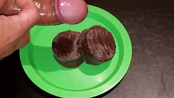 Ding Dongs Taking A Cum Load thumbnail