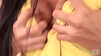 The incredible flexible rosebud