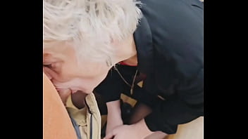 Si tu trouve que je suce bien je t ettend y en a des centaines comme cela