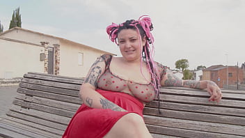 Casting y follada de rebeca addams