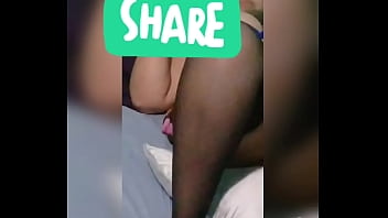 Me Masturbo Con Amigos thumbnail