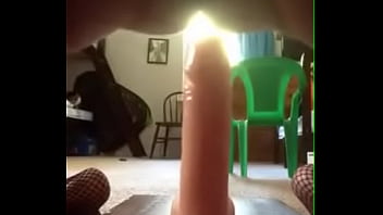 Montando dildo casera