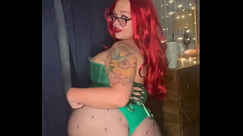 Rt if you’d help me take this off bbw cosplay hotwife Rt if you’d help me take this off bbw cosplay hotwife