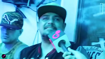 De los bloques de la ciudadela sale el rapero de letras consientes con su escolta