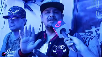 De los bloques de la ciudadela sale el rapero de letras consientes con su escolta