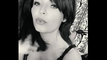 Un massage sexy ça se passe comment avec moi tu trouveras la suite de cette