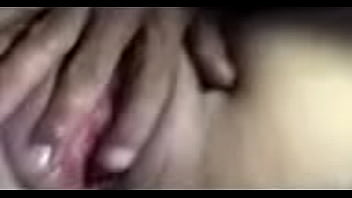 I call her ms wet wet iove it when she plays with my sick