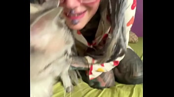 Rescued pregnant mia and give her kittenzz a good and calm life