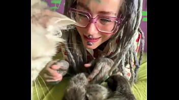 Rescued pregnant mia and give her kittenzz a good and calm life