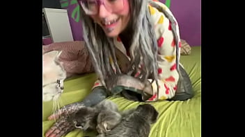 Rescued pregnant mia and give her kittenzz a good and calm life