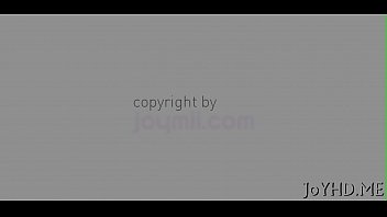 Young floozy in a engulfing session