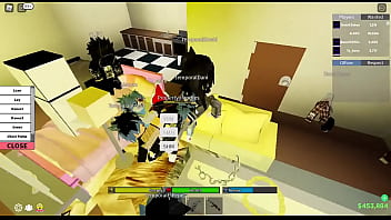 Perra caliente chupa pene oscuro