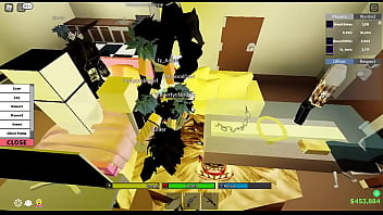 Perra caliente chupa pene oscuro