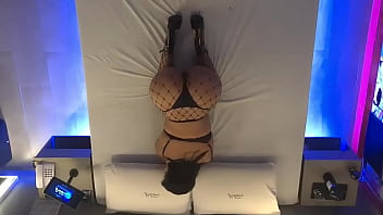 Meu pau entrando na putinha sem camisinha