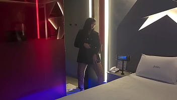 Meu pau entrando na putinha sem camisinha