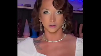 My hot look before party on the boat last weekend #makeup #trans #look #hot #neon #manyvids